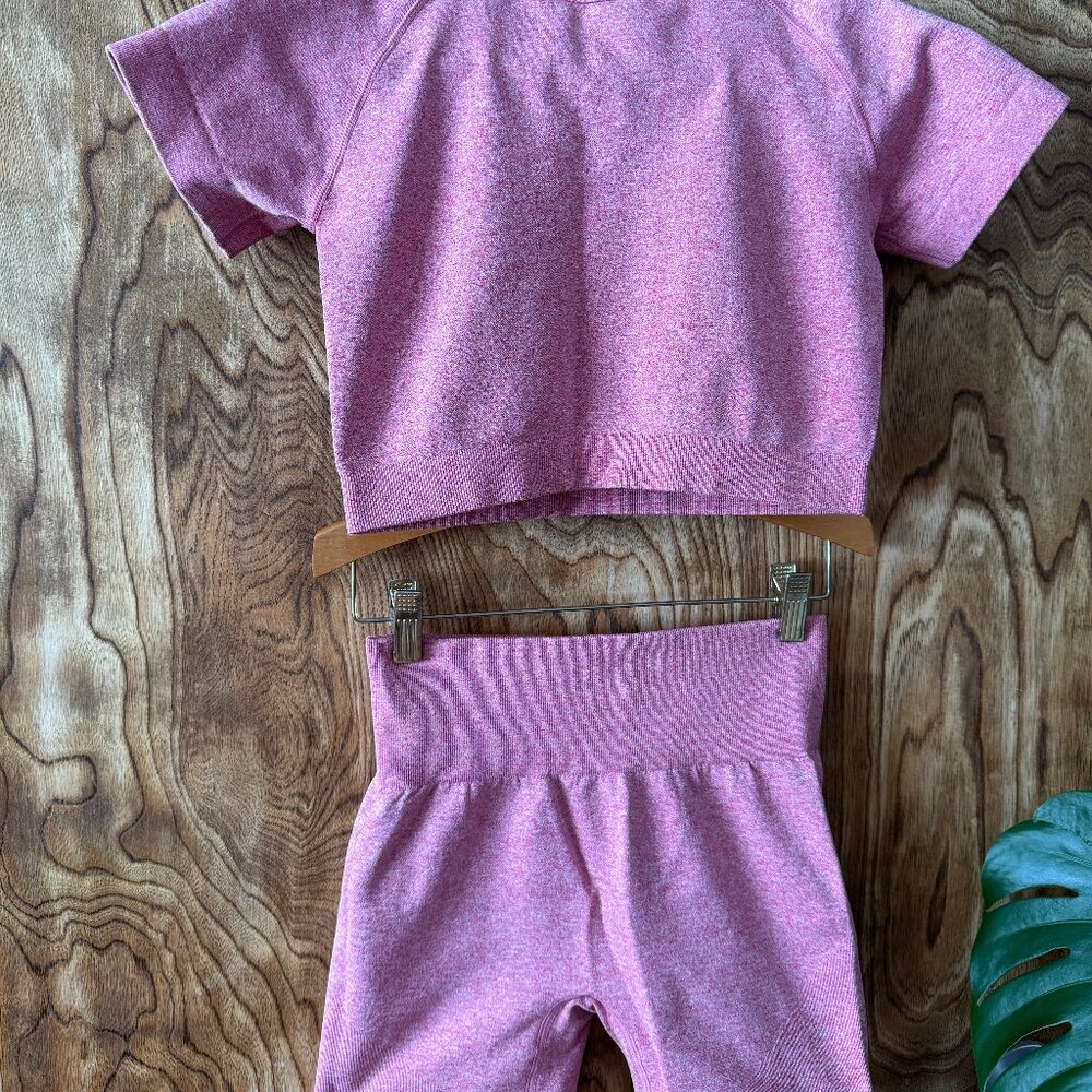 Pretty Pink Amazon Workout Set, Womens Size Medium